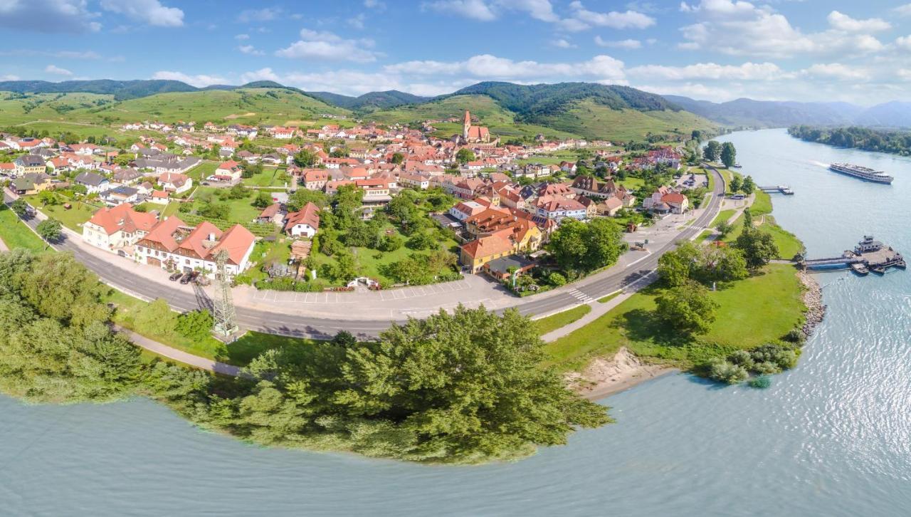Donauwirt - Hotel Garni Weissenkirchen in der Wachau Exterior foto